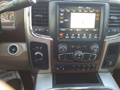 Used 2018 RAM 2500 Laramie image 18