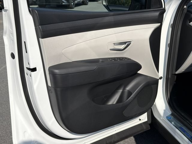 New 2026 Hyundai Tucson SEL FWD image 12