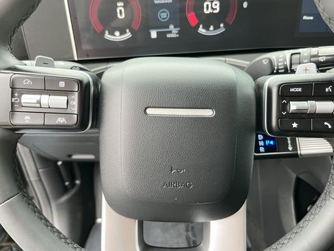 Used 2024 Hyundai Santa Fe SE image 18