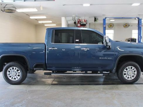 Used 2024 Chevrolet Silverado 2500 LTZ w/ LTZ Premium Package AWD/4WD image 10