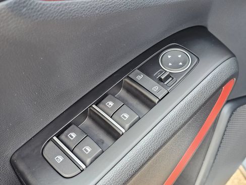 Certified 2024 Kia Soul GT-Line FWD image 32