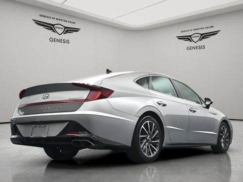 Used 2020 Hyundai Sonata Limited image 25