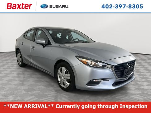 Used 2018 MAZDA MAZDA3 Sport FWD image 1