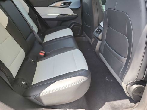 Used 2024 Chevrolet Equinox EV LT FWD image 17