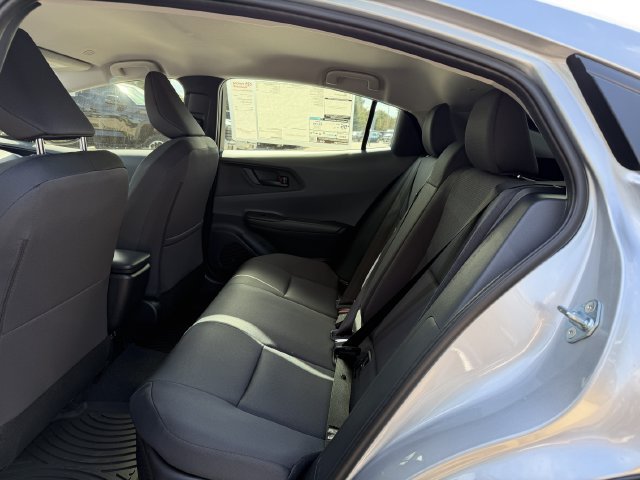 New 2027 Toyota Prius LE FWD image 23