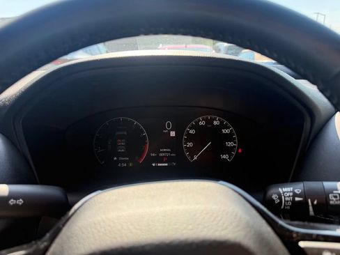 Used 2025 Honda HR-V EX-L image 15