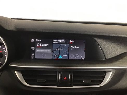 Used 2022 Alfa Romeo Stelvio Ti image 17