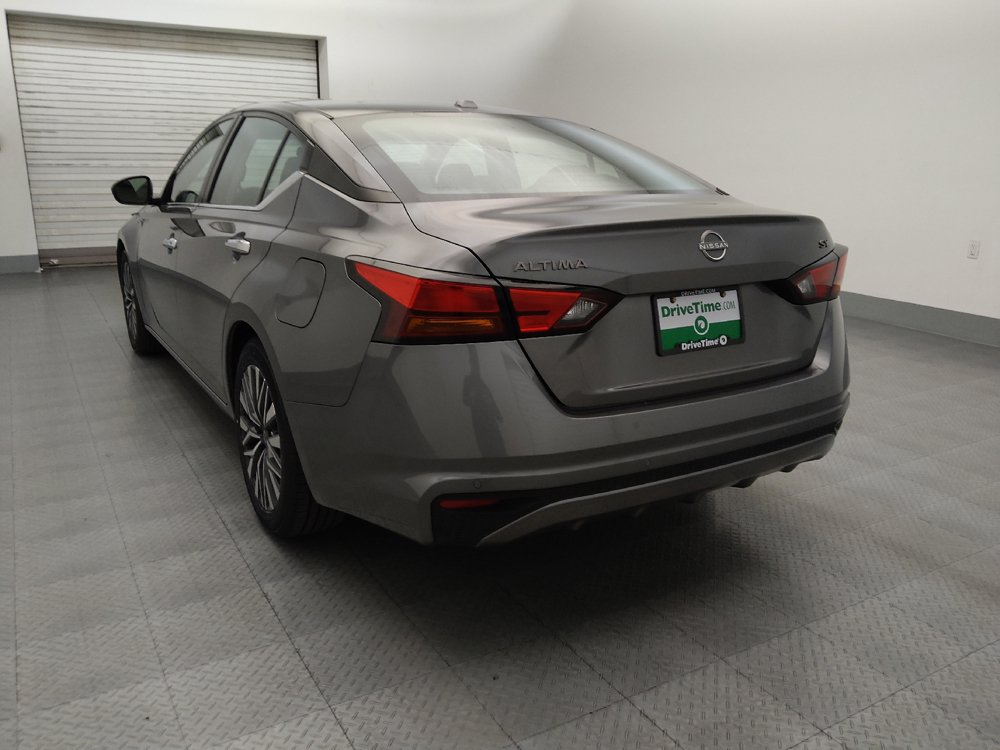 Used 2024 Nissan Altima 2.5 SV FWD image 5