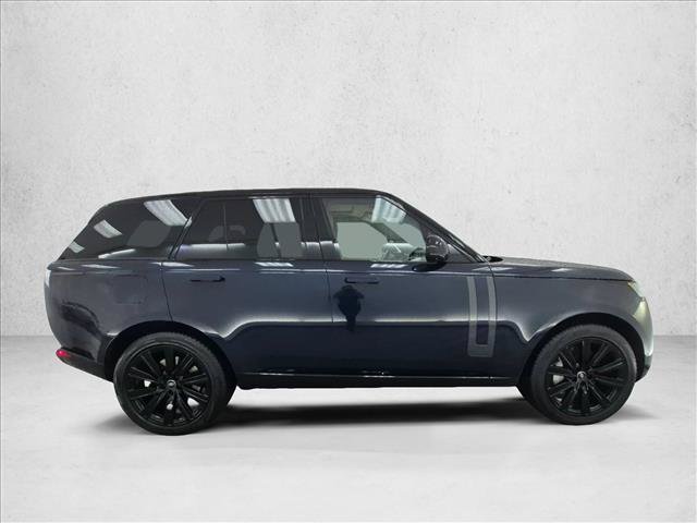 Used 2023 Land Rover Range Rover SE AWD/4WD image 4