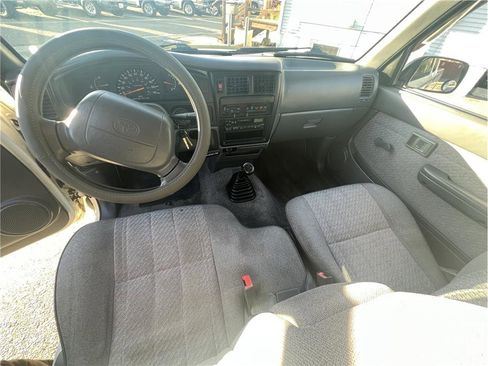 Used 1996 Toyota Tacoma 2WD Xtracab image 7