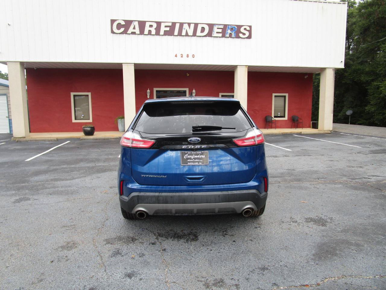 Used 2021 Ford Edge Titanium w/ Cargo Accessory Package FWD image 3
