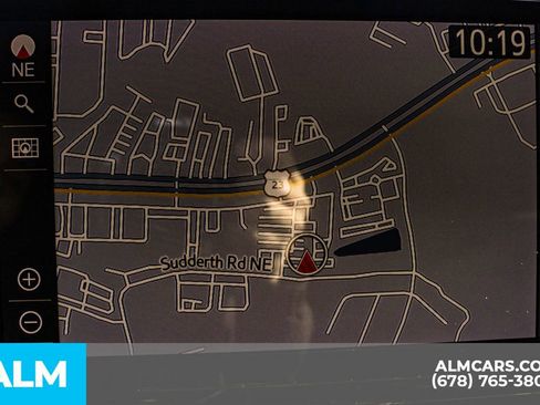 Used 2022 Toyota Sienna XSE image 36