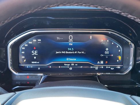 Used 2025 Chevrolet Silverado 1500 RST image 29