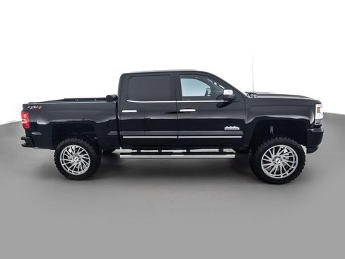 Used 2018 Chevrolet Silverado 1500 High Country AWD/4WD image 4