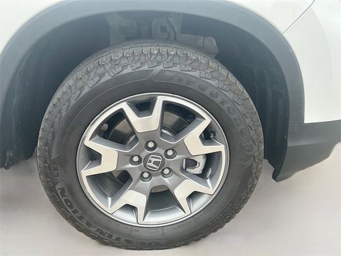 Used 2023 Honda Passport TrailSport image 30