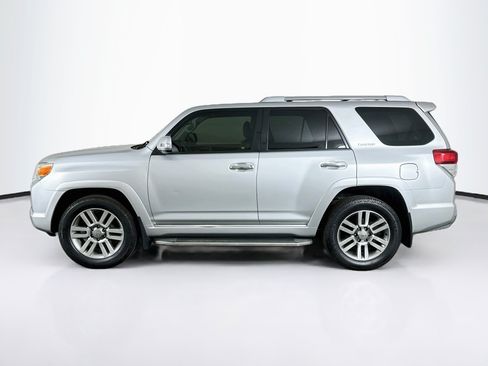 Used 2012 Toyota 4Runner Limited AWD/4WD image 4
