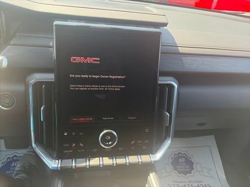 New 2026 GMC Acadia Elevation w/ Elevation Premium Package AWD/4WD image 22