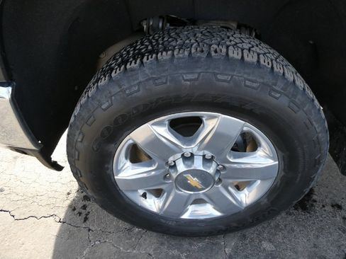 Certified 2022 Chevrolet Silverado 2500 LTZ w/ LTZ Premium Package image 12