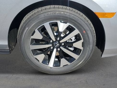 New 2026 Honda Odyssey EX-L image 9