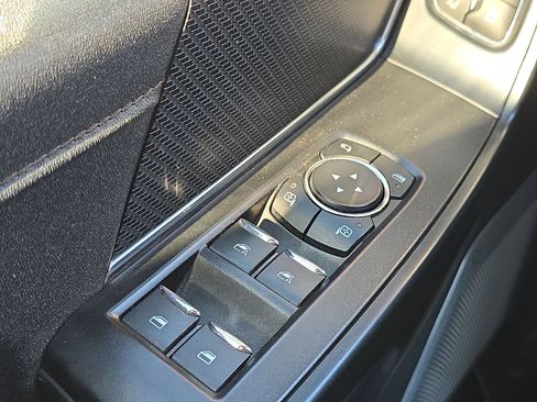 Used 2022 Ford F150 Raptor w/ Raptor 37 Performance Package image 13