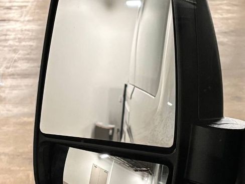 Used 2023 Ford Transit 350 XLT image 35