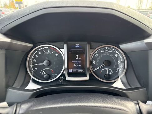 Used 2023 Toyota Tacoma Limited image 21