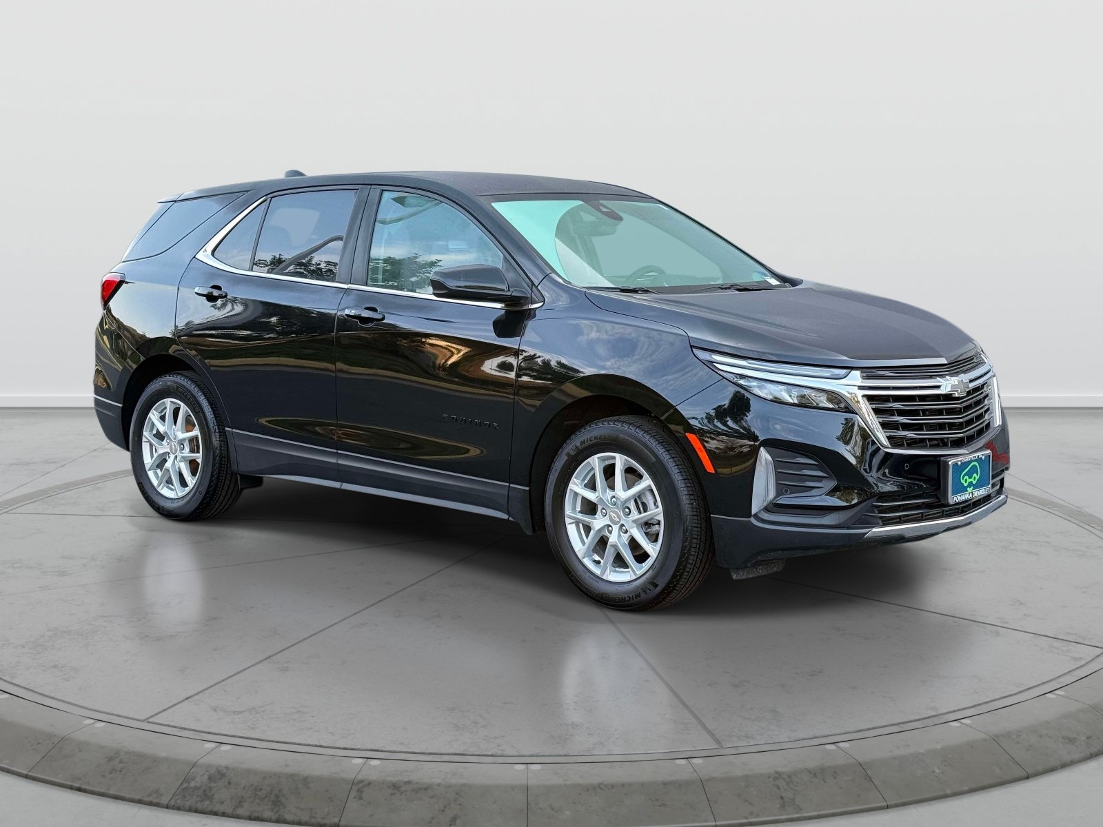 Certified 2024 Chevrolet Equinox LT FWD image 1