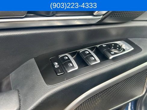 Used 2025 Kia Sorento S FWD image 61