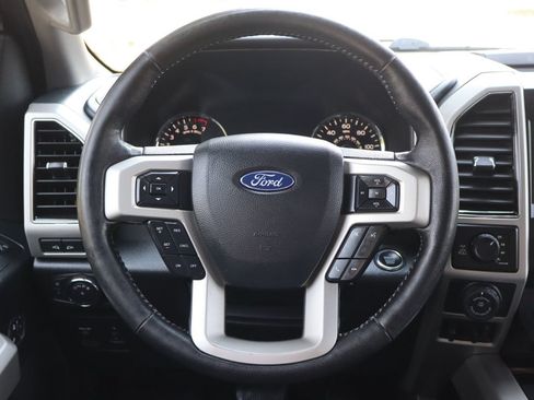 Used 2019 Ford F150 Lariat w/ Equipment Group 502A Luxury AWD/4WD image 18