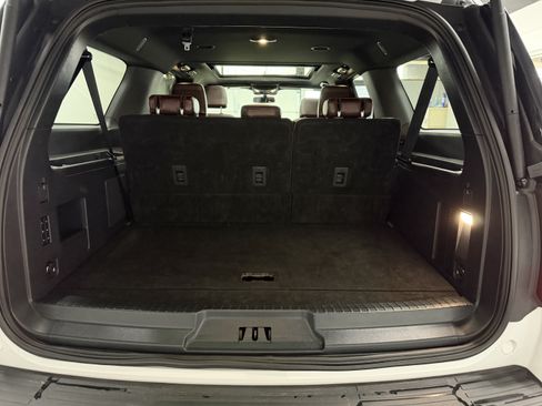 Used 2024 Ford Expedition Max Limited AWD/4WD image 11