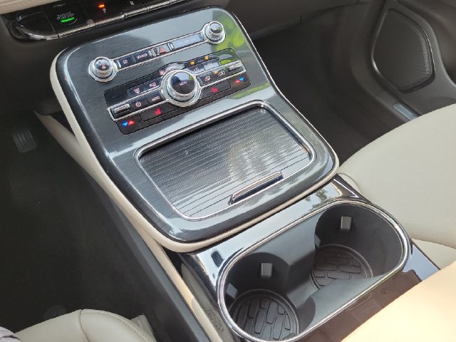 Certified 2023 Lincoln Nautilus AWD w/ Premium Package image 22