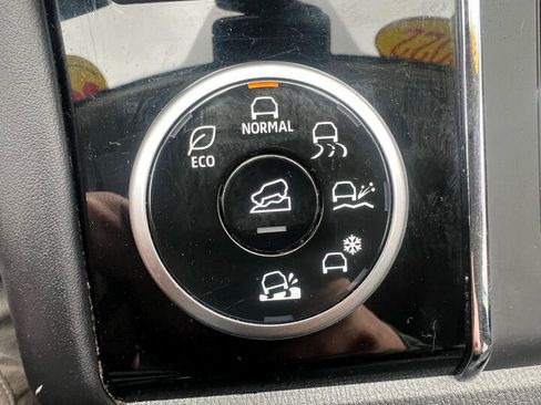 Used 2022 Mitsubishi Outlander ES image 23