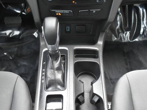 Used 2019 Ford Escape S FWD image 22