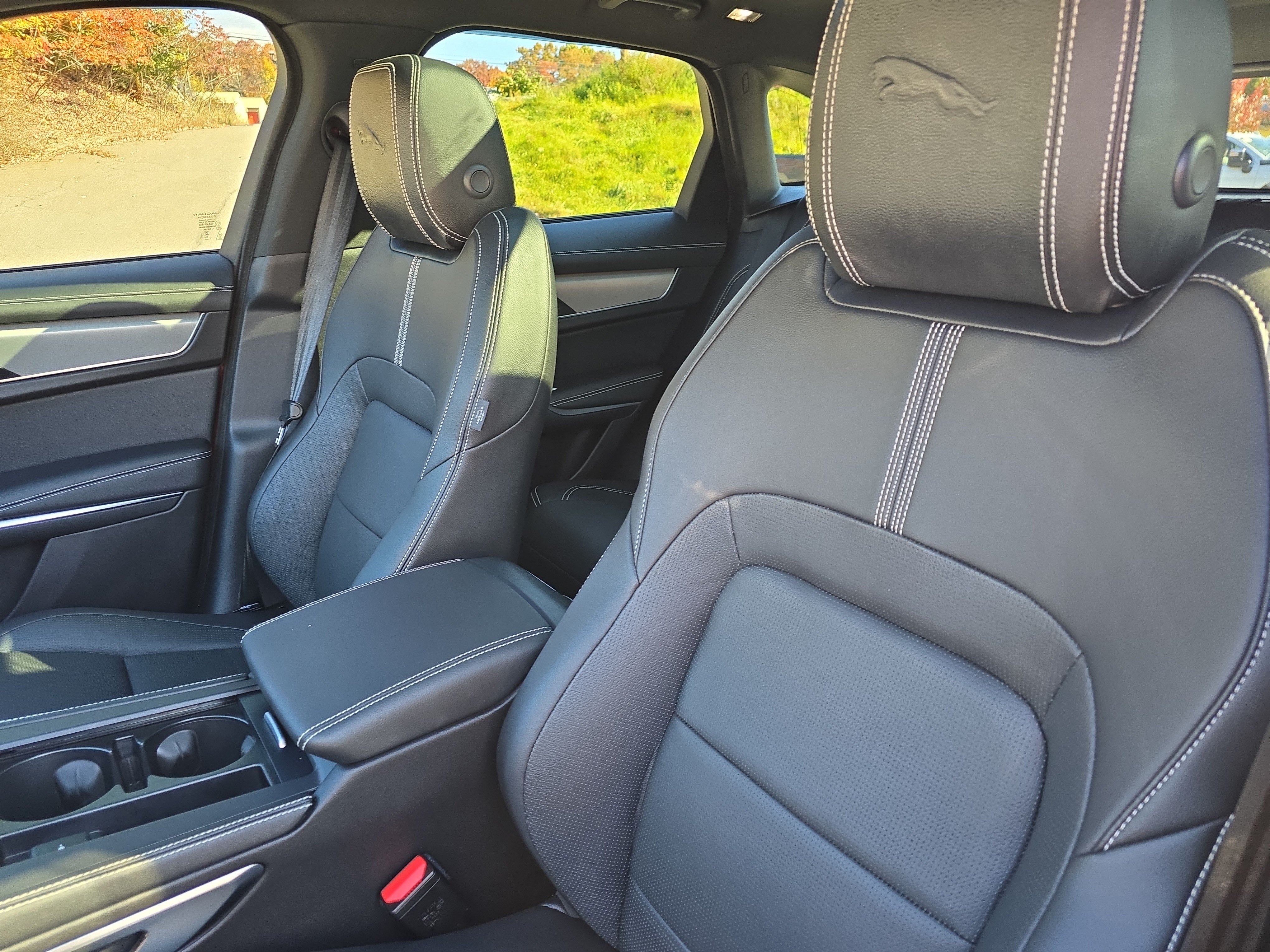 Used 2025 Jaguar F-PACE R-Dynamic S AWD/4WD image 14