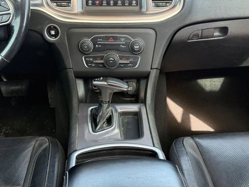 Used 2021 Dodge Charger SXT w/ Leather Interior Group image 14