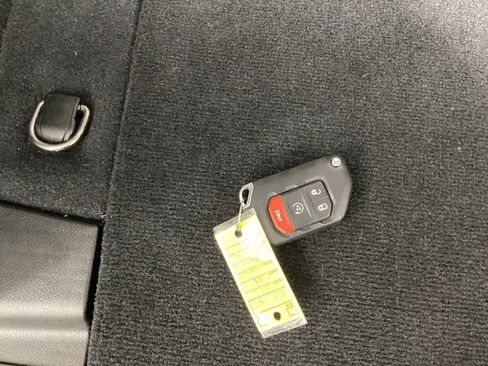 Used 2022 Jeep Wrangler Unlimited Sahara w/ Cold Weather Group image 29