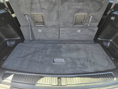Used 2025 Jeep Grand Cherokee L Altitude AWD/4WD image 32