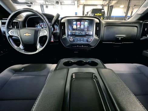Used 2018 Chevrolet Silverado 1500 LT image 21