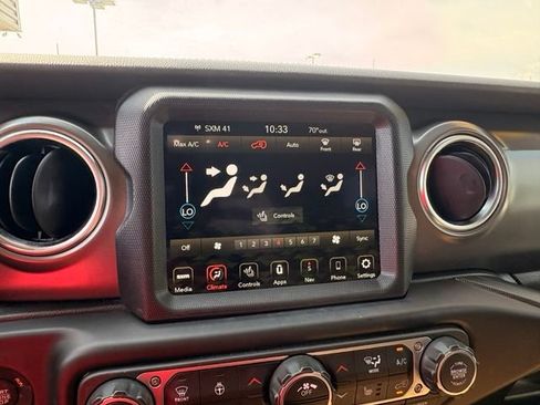 Used 2023 Jeep Wrangler Rubicon w/ Steel Bumper Group AWD/4WD image 17