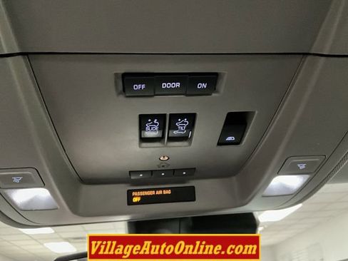 Used 2016 GMC Sierra 1500 Denali w/ Denali Ultimate Package image 25