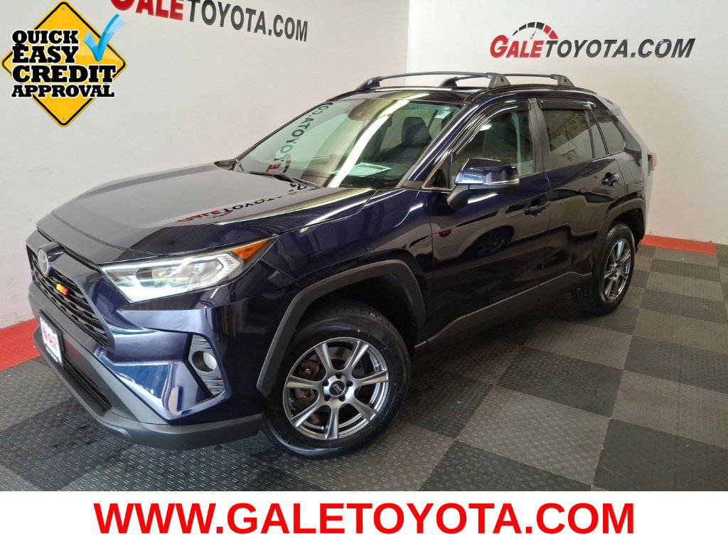 Used 2019 Toyota RAV4 XLE w/ Convenience Package AWD/4WD image 1