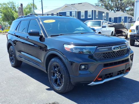 Used 2022 Ford Explorer Timberline w/ Timberline Technology Package AWD/4WD image 3