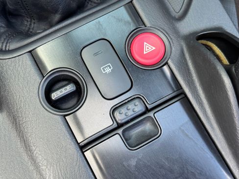 Used 2006 Honda S2000 image 23