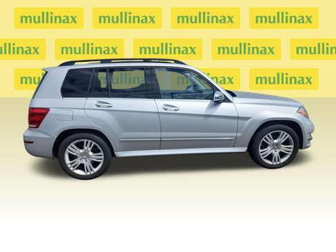 Used 2014 Mercedes-Benz GLK 350 4MATIC image 2