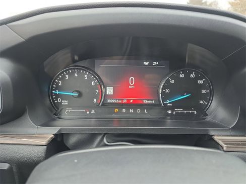 Used 2021 Ford Explorer Limited w/ Equipment Group 301A image 22