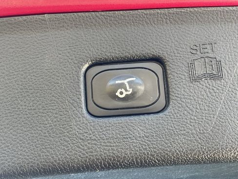 Used 2022 Ford Edge SEL w/ Convenience Package image 18