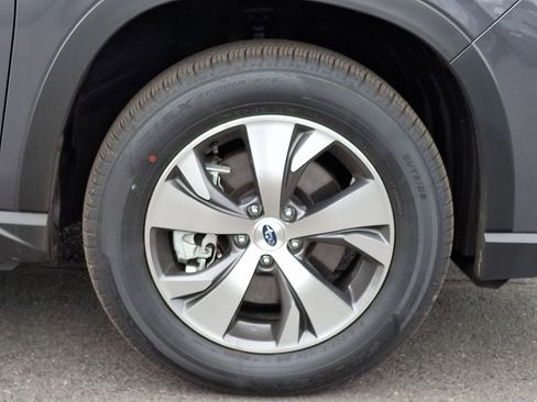 Certified 2025 Subaru Ascent Premium AWD/4WD image 8