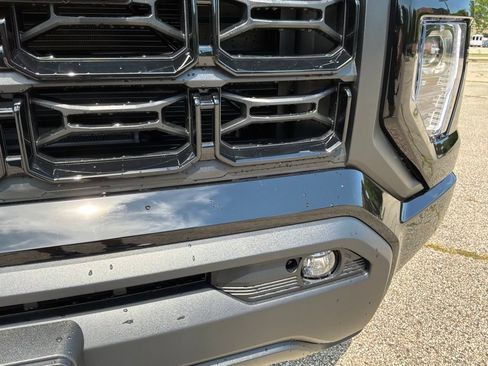 New 2026 GMC Canyon Elevation w/ Convenience Package AWD/4WD image 13