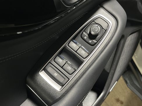 Used 2023 Subaru Outback Limited XT image 9