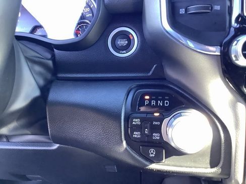 Used 2024 RAM 1500 Laramie image 16